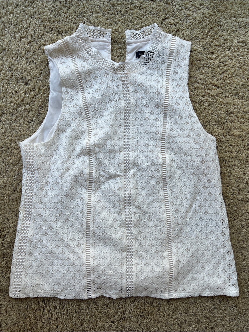 Banana Republic Ivory Lace Sleeveless Top